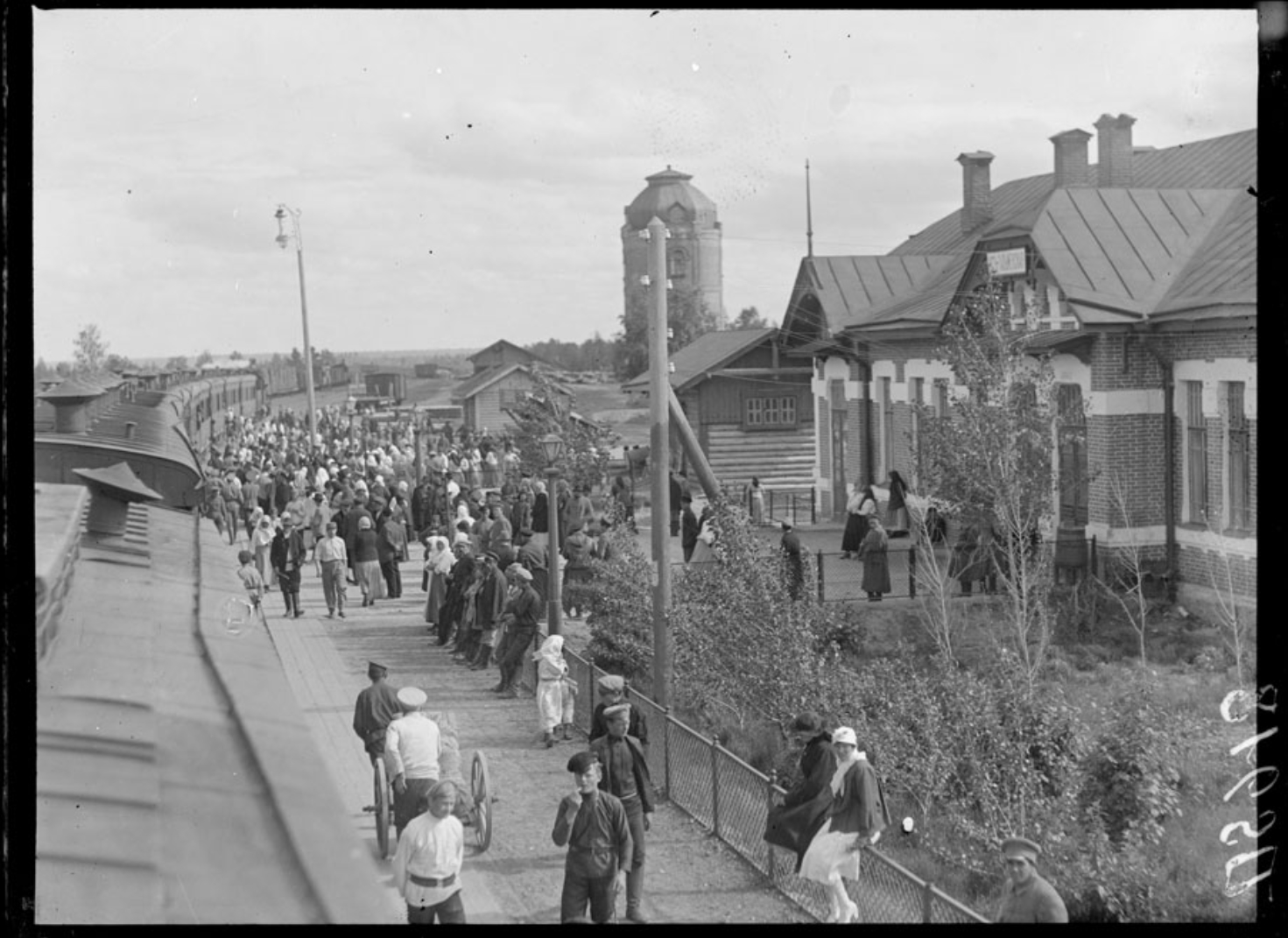 Фотография станции Усть-Тальменская, выполненная французским корреспондентом в 1919 году