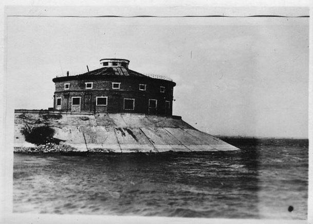 «Водозабор на СНПЗ», из фотонабора «Очистные сооружения в Сызрани», 1977–1978 гг.