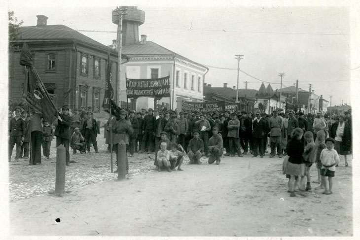 Кашира, водонапорный бак на дымовой трубе
