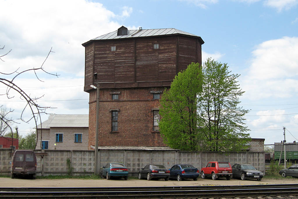 Водонапорная башня в Новосокольниках, 2009 г.