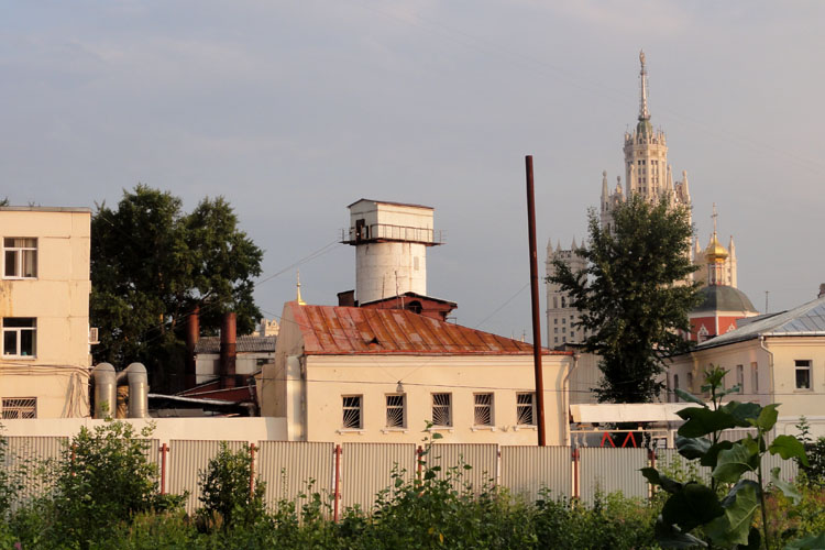 Копёр на Хитровке, Москва
