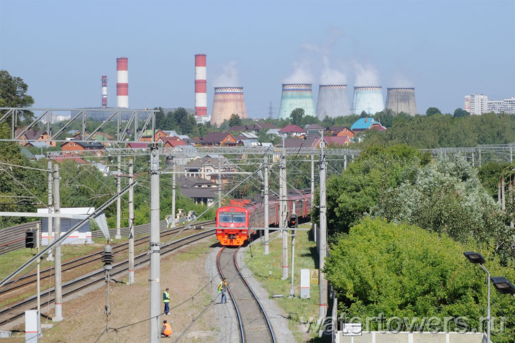 Градирни московской ТЭЦ-26