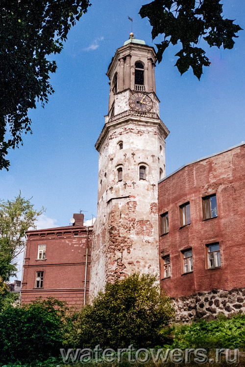 Часовая башня 1490 года постройки в Выборге