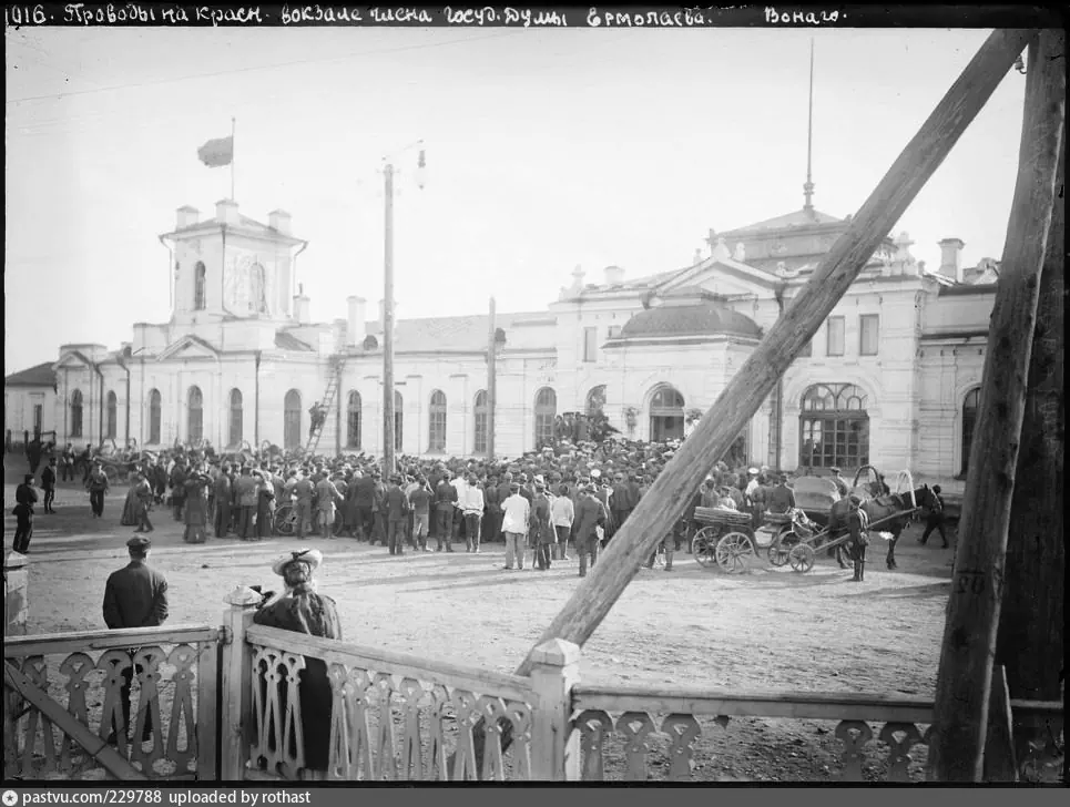 Красноярск, вид на вокзал с привокзальной площади, 1906 г.