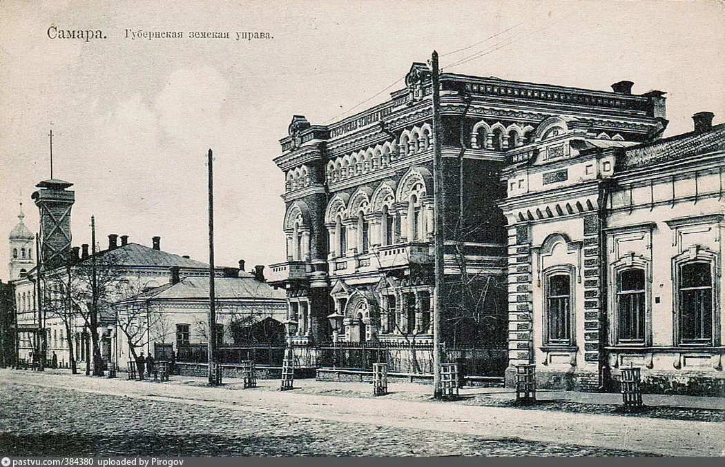 Самара, Саратовская улица, земская управа и пожарная каланча, 1900–1915 гг. Самара, Саратовская улица, земская управа и пожарная каланча, 1900–1915 гг.