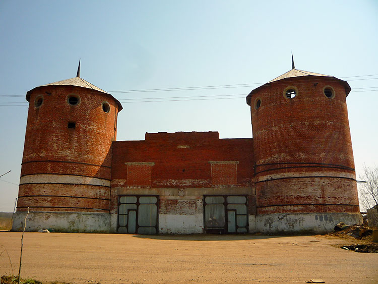 Силосные башни в Коммунарке