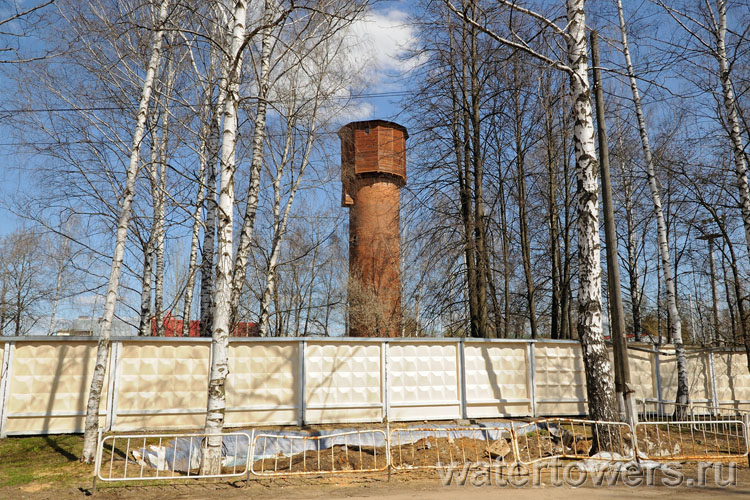 Водонапорная башня в Тарасовке