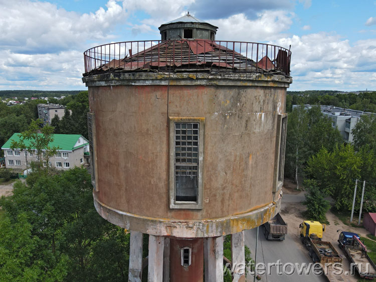 Водонапорная башня в Вышнем Волочке, вид сверху