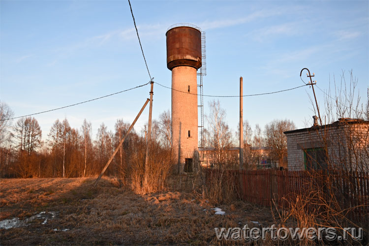 Водонапорная башня в Глебово