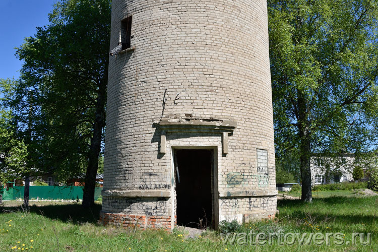 Водонапорная башня в Кимрах, вход