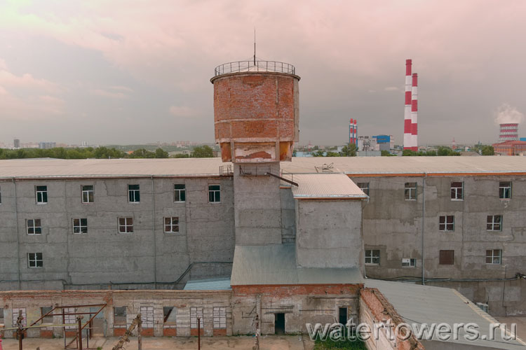 Водонапорная башня валяльно-войлочной фабрики в Казани, вид сверху