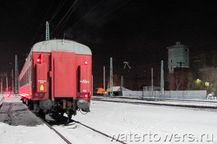 Старинная водонапорная башня на ст. Новосибирск-Главный