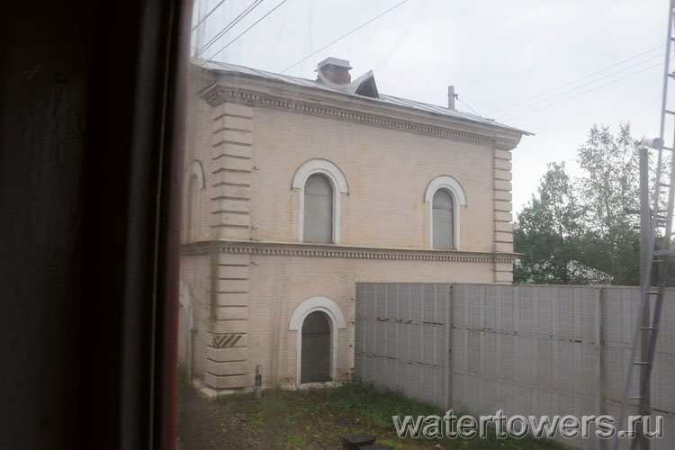 Водонапорная башня на станции Гряды