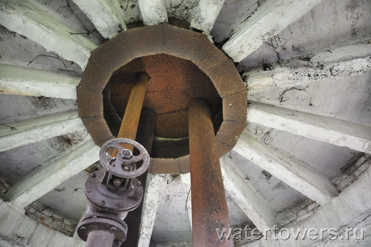 Водонапорная башня в Балабаново, вид изнутри