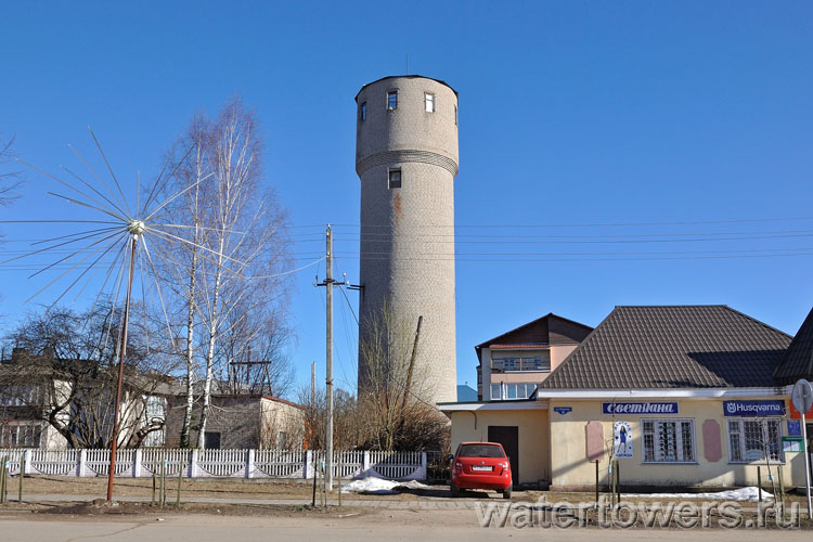 Водонапорная башня в Западной Двине