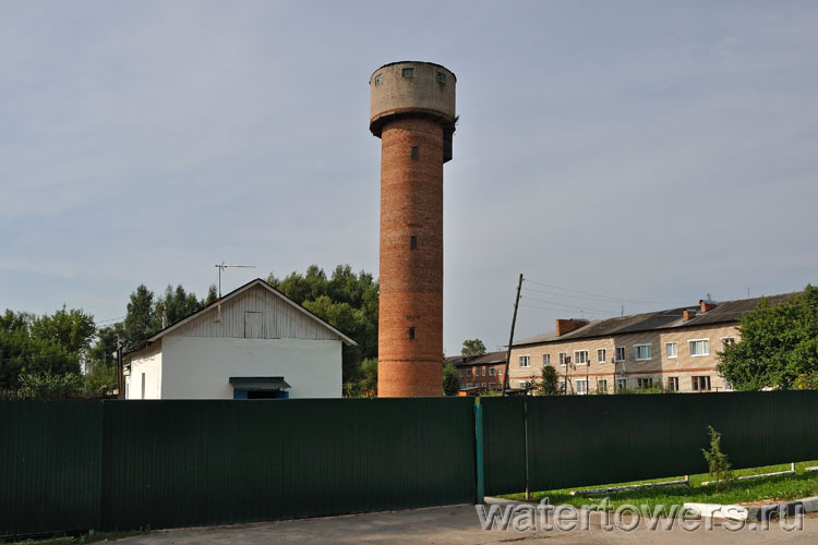 Водонапорная башня в Новинках
