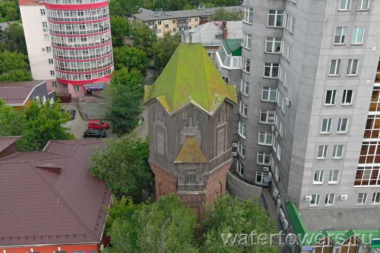 Водонапорная башня в Челябинске, вид сверху