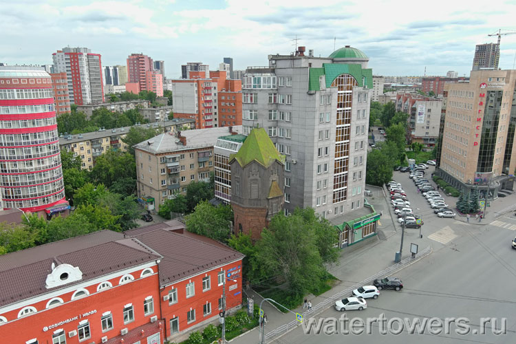 Водонапорная башня в Челябинске, вид сверху