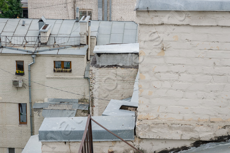 Дом кооператива «Обрабстрой» в Басманном тупике /// House built by cooperative 