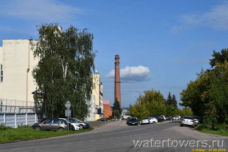 Кирпичная дымовая труба в Демихово