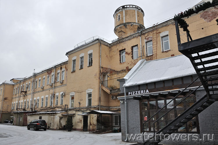 Лакокраска, водонапорная башня над корпусом 1