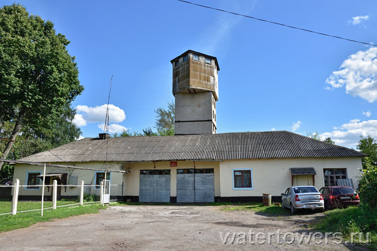 Пожарная часть с водонапорной башней в Горбачево (Тульская область) Пожарная часть с водонапорной башней в Горбачево (Тульская область)