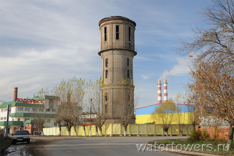 Водонапорная башня завода «Подольск-Цемент» Водонапорная башня завода «Подольск-Цемент»