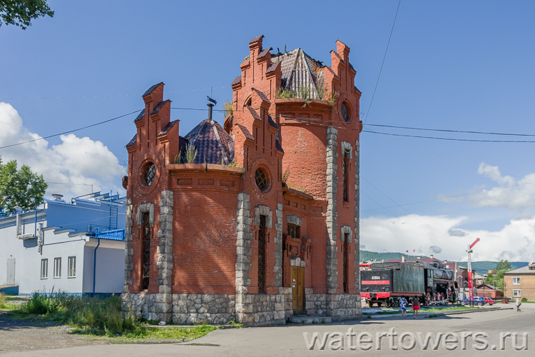 Водонапорная башня в Слюдянке