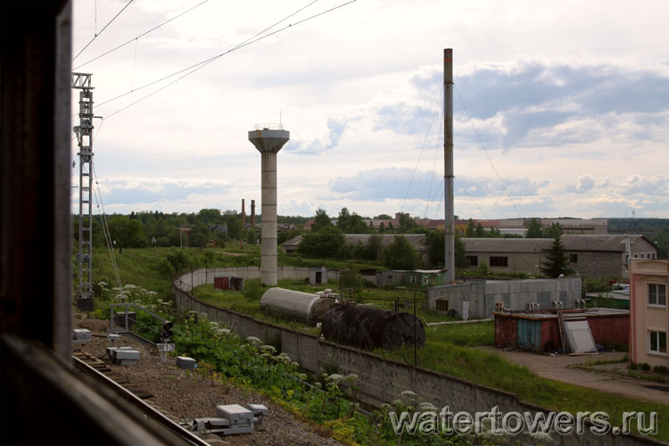 Водонапорная башня в Наугольном